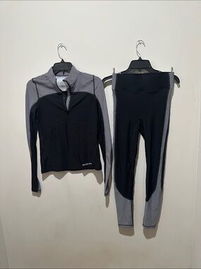 Bandier Black & Gray Two-Piece Active Set